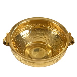 Haute qualité Diwali Urli fait à la main en métal Urli avec Diya ensemble Urli bol ensemble Diwali cadeau décor à la maison pour Diwali 2024 - Product Image 4