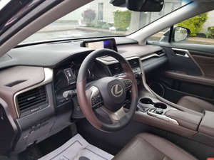 Lexus RX 350 AWD 4 portes SUV 2019, 4 633 miles, moteur turbo automatique essence/essence, sièges en cuir, intérieur clair, toit ouvrant panoramique R21 - Product Image 4