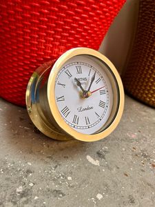 นาฬิกาแขวนผนังทองเหลืองโบราณนาฬิกาแขวนผนังหน้าเดียวเครื่องจับเวลาแบบดิจิตอลหรูหราทันสมัยดีไซน์อาร์ตเดคโคควอตซ์สำหรับบ้านกลางแจ้ง - Product Image 5