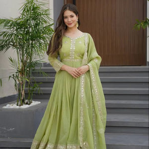 Robe Anarkali en fausse georgette écologique de haute qualité pour femmes Design traditionnel indien pakistanais touche moderne naturelle - Product Image 1
