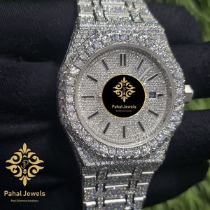 Montre unisexe Pahal Jewels de luxe avec boîtier en acier inoxydable de 41 mm, mouvement à quartz analogique, cadran en cristal saphir, bouton poussoir, fermoir caché - Product Image 4