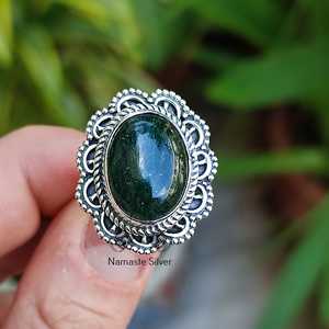 Anillo de Plata de Ley 925 con Jade Verde, Hecho a Mano, Estilo Boho, Anillo de Promesa con Gema Ovalada Natural, Piedra de Nacimiento de Marzo, Empaquetado en Caja - Product Image 1