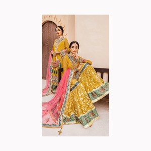 La mejor colección nupcial de seda de alta calidad a la moda para damas, traje de diseño personalizado, colección elegante Eid de Luxury Boutique - Product Image 3