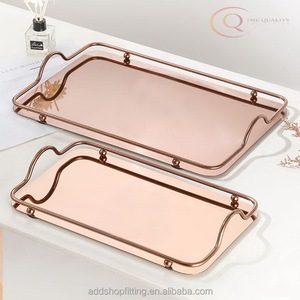 Bandeja de Servicio Artesanal de Metal con Asa Glamorosa, Colección de Calidad, Plateada y Dorada, Rectangular, Decorativa, Colores Personalizables - Product Image 3