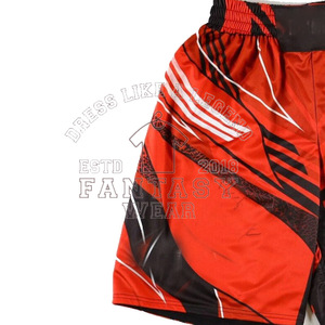 Shorts de boxe MMA sublimés tendance et confortables, parfaits pour la boxe, le MMA et le kickboxing, avec design personnalisé. - Product Image 5