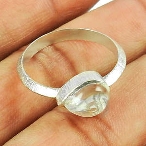 Hermoso Anillo de Plata de Ley 925 Hecho a Mano con Estilo Bohemio, con Cristal Natural en Corte Pera, para Ella - Product Image 3