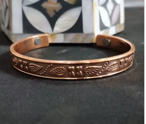 Brazalete de Terapia Magnética de Cobre Puro Hecho a Mano con Patrón de Hojas en Relieve, Brazalete de Bioenergía Curativa para el Alivio del Dolor - Product Image 6