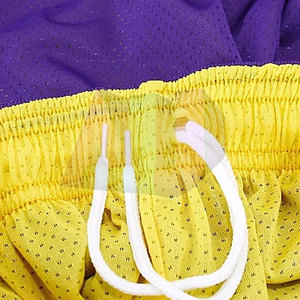 Nuevo Uniforme de Baloncesto Personalizado con Logotipos, Tallas Grandes, Tejido Transpirable que Absorbe la Humedad para Deportes de Equipo - Product Image 4