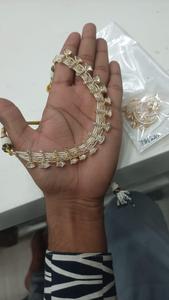 Elégant collier Kundan en laiton doré avec pierres en forme de poire et gouttes de perles Bijoux de mariée pour le glamour festif - Product Image 2