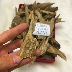 Vietnam Ant Sandalwood Chips Medium Resin Eco-Friendly V2W Brand for Incense & <b>Bakhoor</b> Blending Aromatic Wood Material - Product Image 3