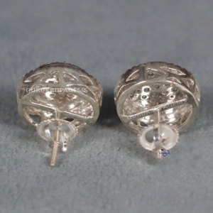 Pendientes que brillan con nuestro pendiente de diamantes de moissanita de Plata de Ley 925 para mujeres con claridad VVS mejorada - Product Image 4