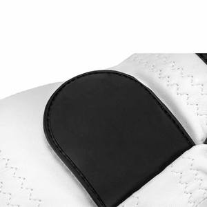 Guantes de golf para hombre de tendencia superior, hechos a medida, ligeros, fáciles de usar, transpirables, cómodos, guantes de golf para hombre con material duradero - Product Image 5