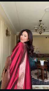 Ensembles de costumes Banarasi purs et magnifiques pour femmes en couleur marron pour les festivals et les mariages - Costumes en gros, ethniques indiens et pakistanais, Kurti - Product Image 3