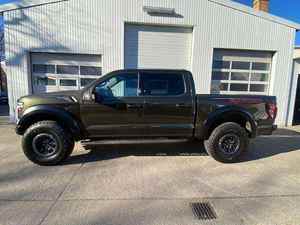 Camioneta Ford F-150 Raptor LIGERAMENTE USADA - Product Image 5