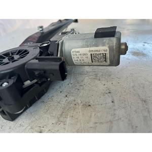 Moteur électrique de lève-vitre avant droit pour FIAT Tipo Série (357) Berline (16>20) 00520501760 940C1000 - Product Image 2