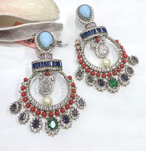 Impresionantes Pendientes de Diseño Moderno Chapados en Oro de la Mejor Calidad, Colección de Joyería para Bodas y Fiestas para Mujeres y Niñas - Product Image 4