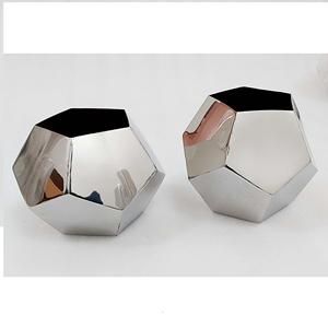 Ensemble de vases à fleurs en acier inoxydable de qualité supérieure, design élégant, centre de table, vase à fleurs, accent pour la maison à prix abordable - Product Image 1