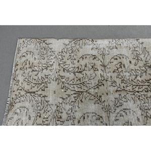 Tapis turc vintage, tapis de 5,3x7,6 pieds, tapis oriental en laine blanche - Product Image 4