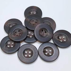 Botón de cuerno de búfalo negro Natural de la mejor calidad de Noshahi, respetuoso con el medio ambiente, tela de hueso de alta calidad, juguetes masticables sostenibles para mascotas - Product Image 2