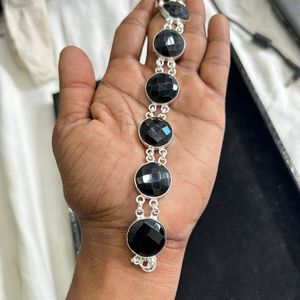 Pulsera ajustable hecha a mano de Plata de Ley 925 para mujer con piedras preciosas de ónix negro ovalado natural, producto de piedras preciosas sueltas - Product Image 1