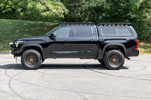 โตโยต้า บีอี ทันดรา เอสอาร์5 ครูว์แม็กซ์ 4x4 ปี 2022 มือสอง - Product Image 4