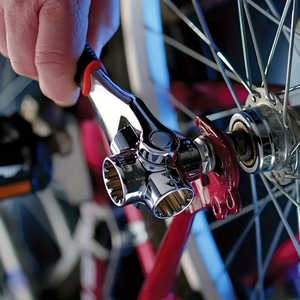 Juego de Llaves de Acero con Alto Contenido de Carbono 52 en 1, Cabezales Giratorios Métricos de 360 Grados, Mango de Goma Antideslizante para un Agarre Seguro - Product Image 3