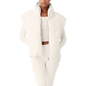 Gilet court matelassé pour femmes et hommes, surdimensionné, en tissu de toile d'hiver, coque en nylon, rembourrage en polyester, personnalisé, de haute qualité, duvet de canard - Product Image 3