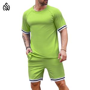 Nouveau Design Ensemble T-shirt et Short 2 Pièces pour Homme T-shirt Décontracté d'Été et Costume Court - Product Image 2