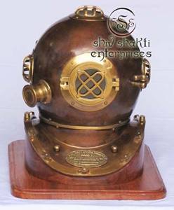 Casco DE BUCEO náutico con acabado de latón marino antiguo hecho a mano coleccionable - Product Image 2