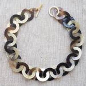 Nuevo diseño de joyería de moda femenina collar declaración de cuerno Real Pandent moda cuello oreja joyería esmalte resina joyería de moda - Product Image 6