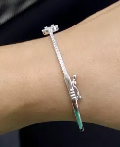 กำไลเทนนิสผู้หญิงสไตล์วินเทจประดับเพชรโมอิสซาไนต์ทรงกลม 4 กะรัต เงินแท้ 925 ชุบทอง - Product Image 2