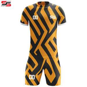 Custom Soccer Jersey Suppliers Football <b>Kits</b> Sublimation 100% Polyester Soccer Jersey Tryning Soccer <b>Kit</b> Football Uniform - Product Image 4