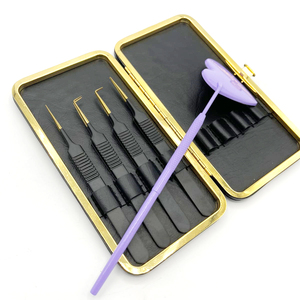 Pince à cils pour extensions de volume au design élégant, personnalisable avec marque privée, à pointe longue pour isolation des cils - Product Image 5