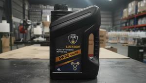Huile moteur multi-grades LUCTRON 5W30 API SN Lubrifiant automobile Base SAE ISO VG 150 Istanbul - Product Image 1