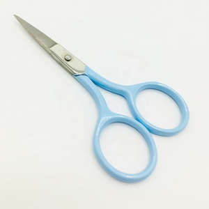 Petits ciseaux à sourcils en acier inoxydable avec pointe pointue Cils de beauté Ciseaux à cuticules pour peau morte Logo bleu clair et rouge - Product Image 1