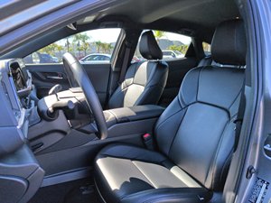 รถยนต์มือสองสภาพดี ปี 2023 โตโยต้า คราวน์ XLE V4 2.5L AWD - Product Image 4