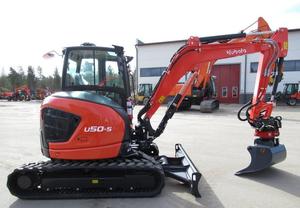 รถขุดตีนตะขาบ Kubota U50-5 สีแดง ขนาด 5 ตัน มือสอง สภาพดี พร้อมเครื่องยนต์เดิม ขาย - Product Image 3