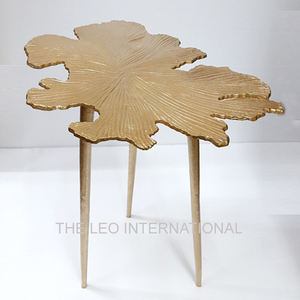 Table d'appoint design de forme ronde plaquée or Table d'appoint tendance très luxueuse en acier inoxydable et aluminium - Product Image 5