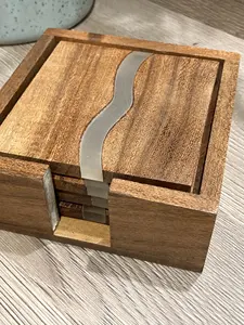 ที่รองแก้วไม้อะคาเซียทำด้วยมือถาดรองแก้วไม้เครื่องดื่มร้อนและเครื่องดื่มเย็นที่มีเอกลักษณ์เฉพาะสำหรับตกแต่งบ้านที่รองแก้ววอลนัท - Product Image 3