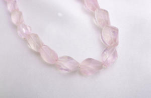 Cuentas de Cuarzo Rosa Natural con Forma de Espiral para la Elaboración de Joyería Fina - Product Image 5