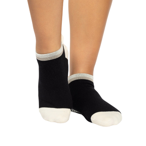 Venta al por mayor de calcetines de yoga antideslizantes con logotipo personalizado con puños a rayas de algodón transpirable Pilates Crew CERTIFICADO DE FÁBRICA DE Vietnam - Product Image 3