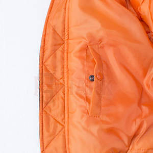 Chaqueta bomber acolchada impermeable de lona única de calle para hombre, temporada de invierno, patrón de letras, transpirable, lavable, servicio OEM - Product Image 6