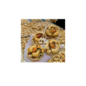 Mai Flower Nut Mix Cookies Una delicia nutritiva con el sabor de la primavera - Product Image 1