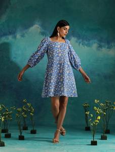 Vente en gros de designs personnalisés impression numérique coton femmes kimono kaftan maxi robe hauts pour femmes produit de qualité supérieure design unique - Product Image 4