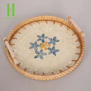 Plateau de lit de petit déjeuner en bambou fait à la main de luxe plateau de service bohème taille personnalisée manche en bois écologique 350mm de diamètre portion de nourriture - Product Image 1