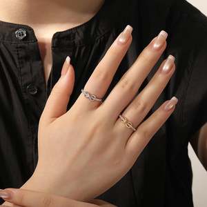 Bague éternelle Jeulia Dainty à taille émeraude pour femme, cadeau d'anniversaire - Product Image 5