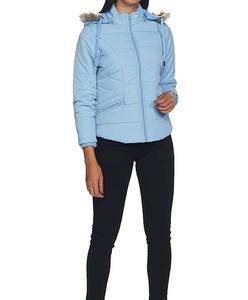 เสื้อแจ็คเก็ตพัฟเฟอร์ถักแบบ OEM สำหรับผู้หญิง พร้อมโลโก้ที่ปรับแต่งได้ ดีไซน์ลำลองสำหรับฤดูหนาว ระบายอากาศได้ดีและเป็นมิตรกับสิ่งแวดล้อม พร้อมกระเป๋า - Product Image 4