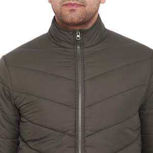 Veste matelassée personnalisable High Street pour hommes, veste de sport d'hiver coupe-vent imperméable en coton polaire brodé à col montant, chaude - Product Image 6
