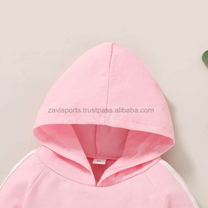 Ensemble de survêtement en polaire pour enfants, streetwear en gros, pull à capuche et pantalon de jogging pour garçons, tenue tendance, streetwear pour enfants, survêtement en polaire, vêtements de sport - Product Image 4