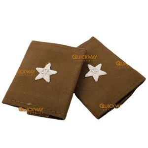 กระเป๋าสะพายไหล่สไตล์อุตสาหกรรมด่วนแบบสั่งทำลายดาวสีเงินดาวดาวสีน้ำตาล - Product Image 1